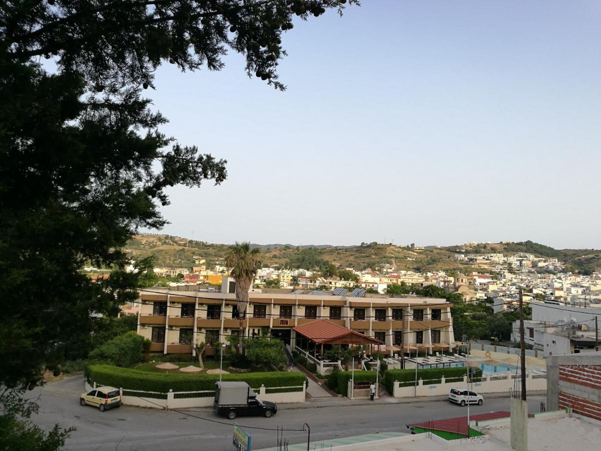 Golden Days Hotel Афанту Екстериор снимка