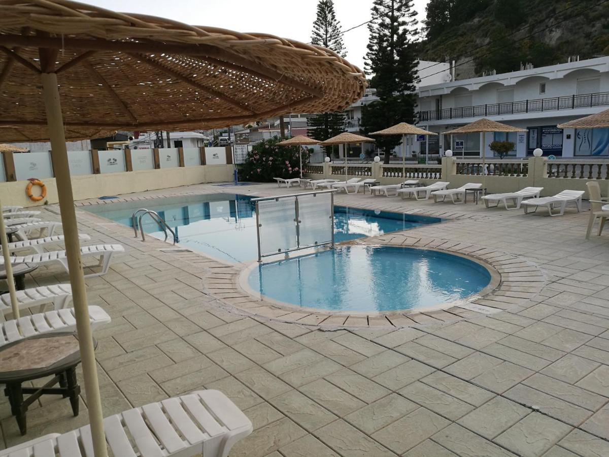 Golden Days Hotel Афанту Екстериор снимка